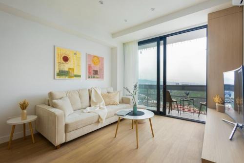 hotelise l Pastel Apartment