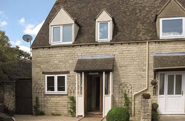 Hour Cottage