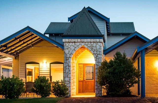 House 15 - Dunsborough Beachside