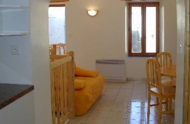 House - 3 rooms - 4 persons, House of character site of the Alps