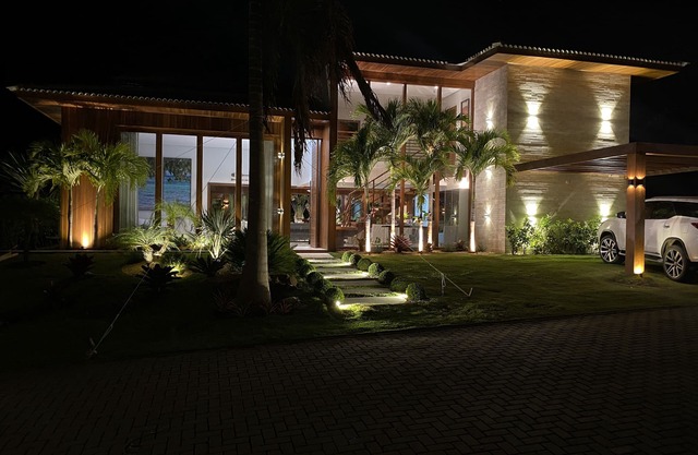 House 4 Suites, High Luxury. in the newest condominium Praia do Forte