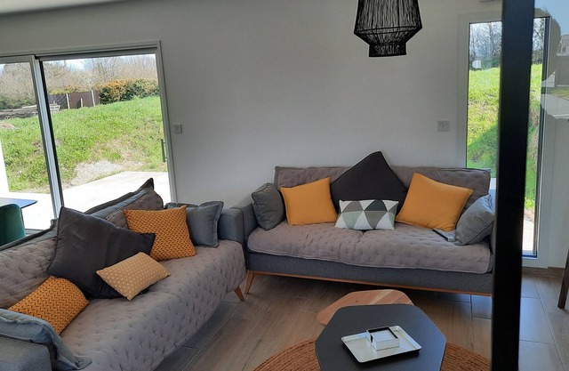 House 6 people