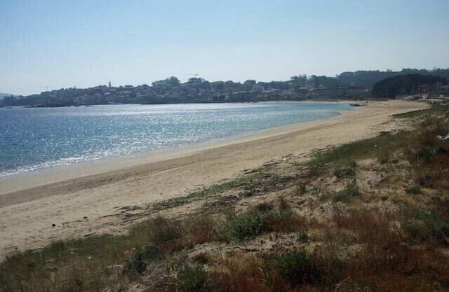 House 7 bedrooms with 40 meters from the sea and 300 meters from the beach