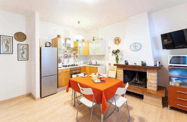 House 90 m. from the beach in Bolsena