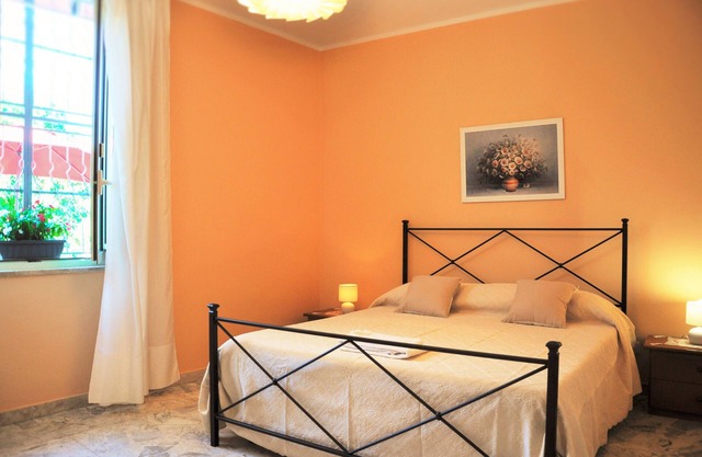 House "Al vico dei lemons" between the countryside and the sea