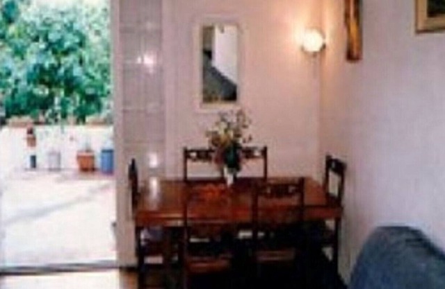 HOUSE and APARTMENT for 8 People