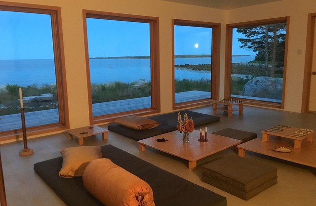 House by the sea - breathtaking ambience