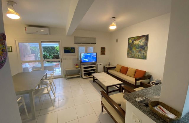 House condominium in juquehy near the beach