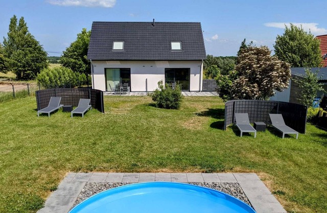 House Dua Ostseenah; 1.000qm garden; children's pool; 3 rooms; 2 bedrooms; WLAN