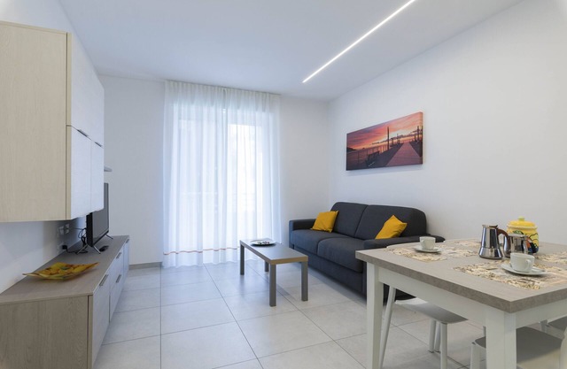 House ESEDRA - " 1 " air conditioning, wifi, parking, tv led 40" - 100mt sea