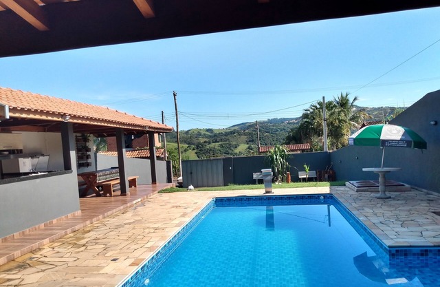 House for season located between lindoia sp and aguas de lindoia