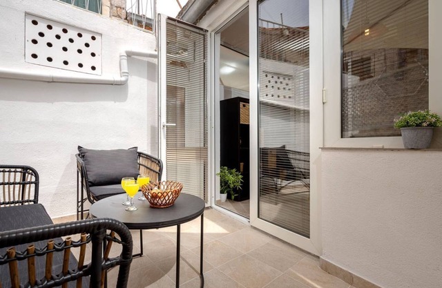 House Heritage (49981-K1) - Stari Grad - island Hvar