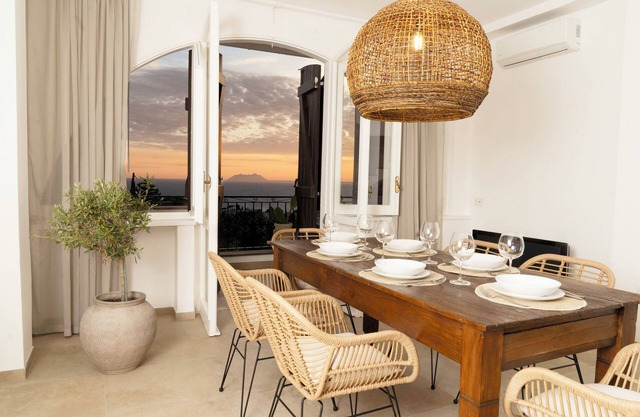 House Ilios Sean and Montain View | Borgo Stays