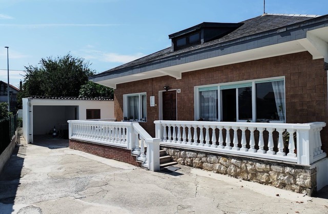 House in the center of Bezana