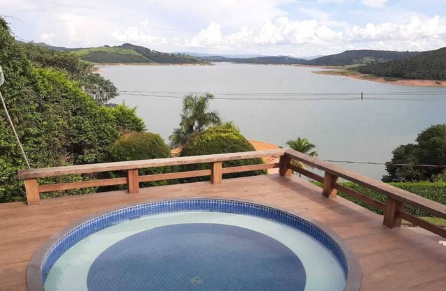 HOUSE IN ESCARPAS DO LAGO - CAPITÓLIO MG - 6 BEDROOMS BEAUTIFUL VIEW OF FURNAS LAKE