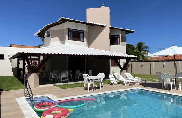 House in Guarajuba with pool and barbecue