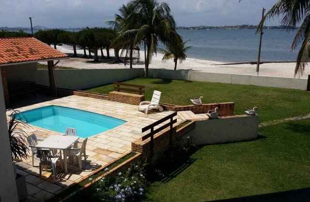 House in Praia Seca, facing the Lagoa