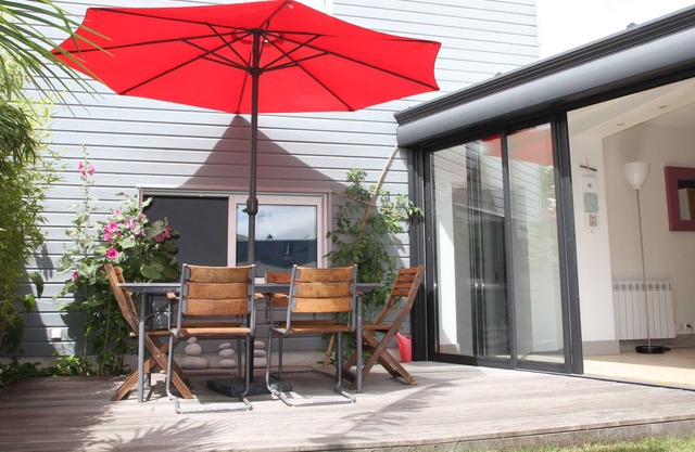 House in the heart of a seaside village, near La Rochelle