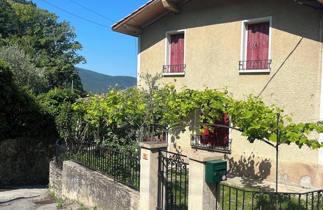 House in the heart of Dieulefit
