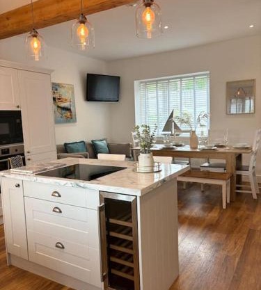 House in the heart of Pembroke