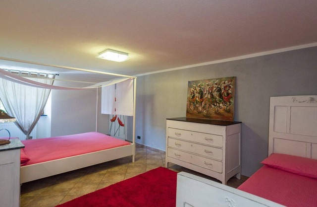 House La Rosa "Bruno"