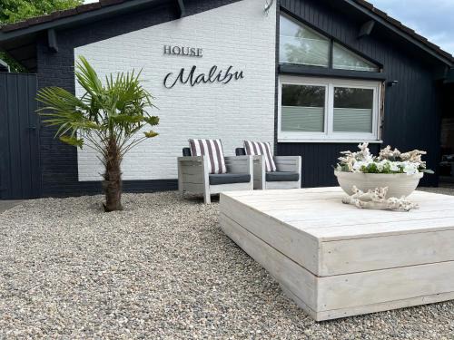 House MALIBU