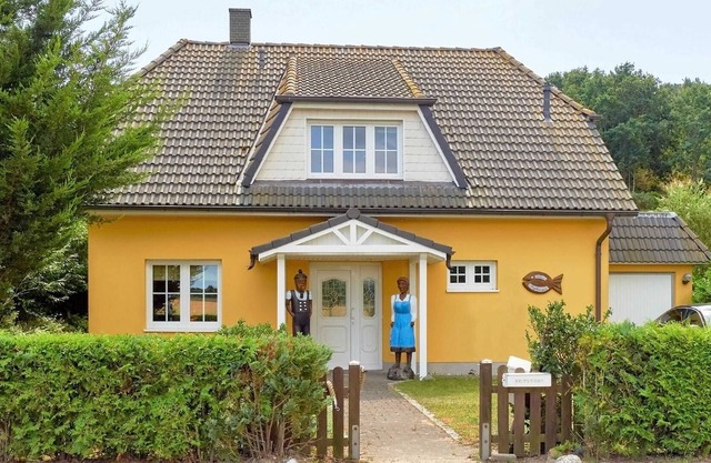 House Marikkendörp | Cottage with fireplace+terrace+garden - MK