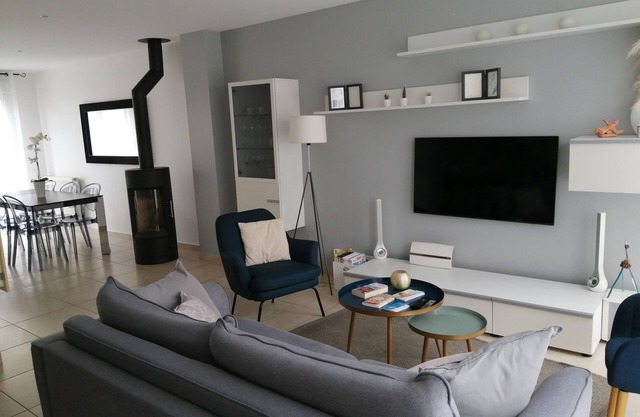 House near Disneyland (15 minutes) and Paris (25 minutes from the center)