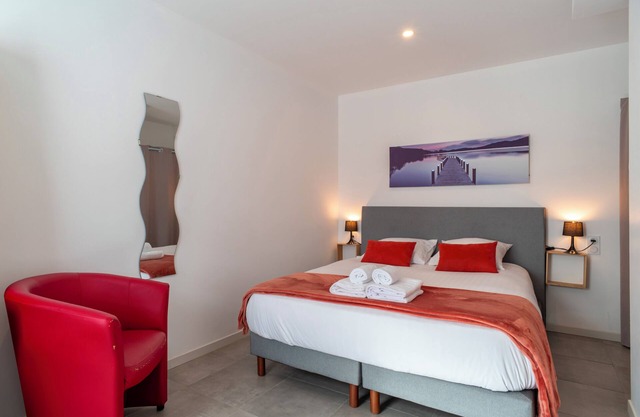 House near the sea Heolia, 300m from the beach for 5 people