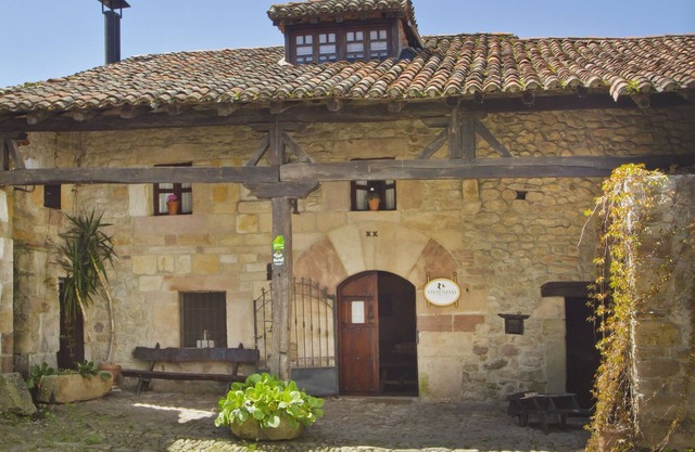 House of integral rent in the center of Cantabria. 8 people