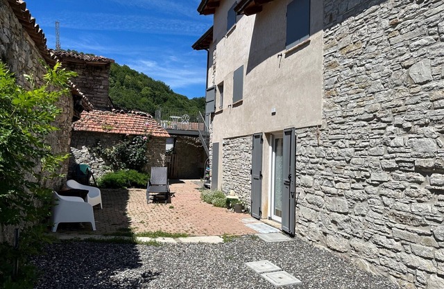 House of the Lily in Cadelmonte di Bobbio