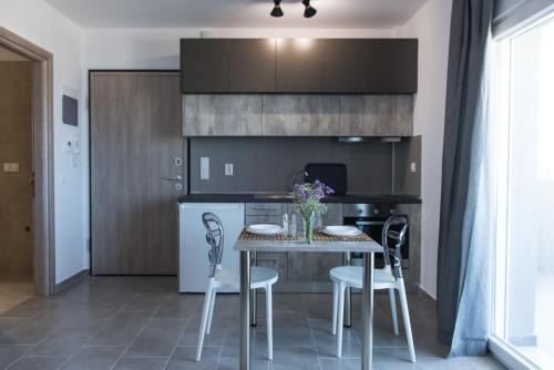 House Okto
