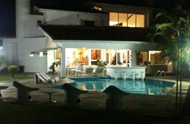 House on 1000mts of land, Excellent location with pool bar and great comfort