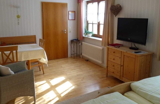 House on Kaiserberg ***, nice apartment to Europapark Rust 12km - Very nice apartment for