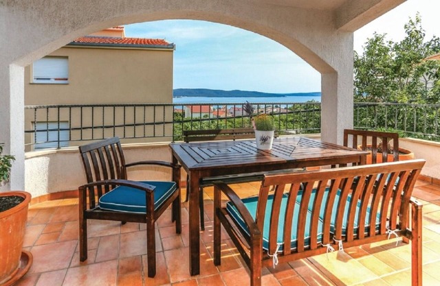 House Peace (11106-K1) - Kastel Sucurac