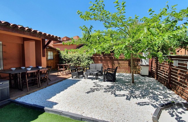 House Pinell Mar 111