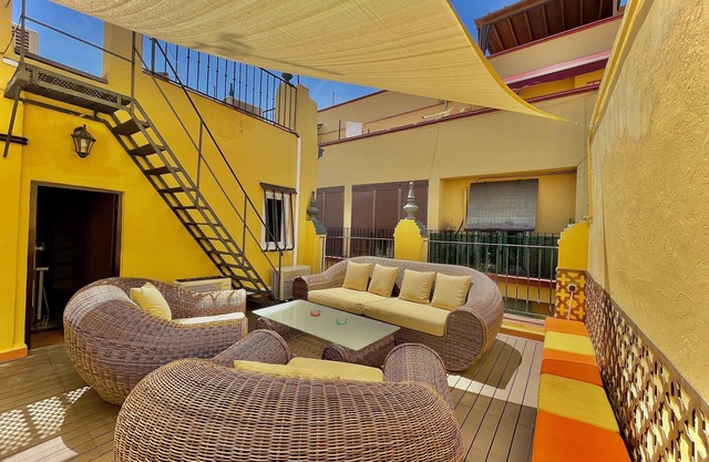 House - Rooftop&HOT TUB -StayInSeville 1614ft² 5Be
