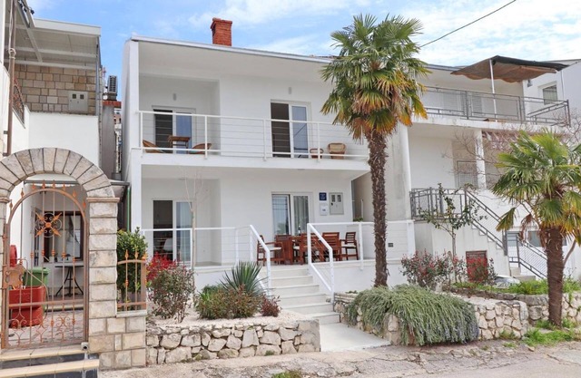 House Rosemary (99211-K1) - Komarna (Klek)