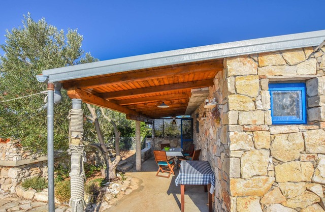 House Serenity (23731-K1) - Zizanj - island Zizanj