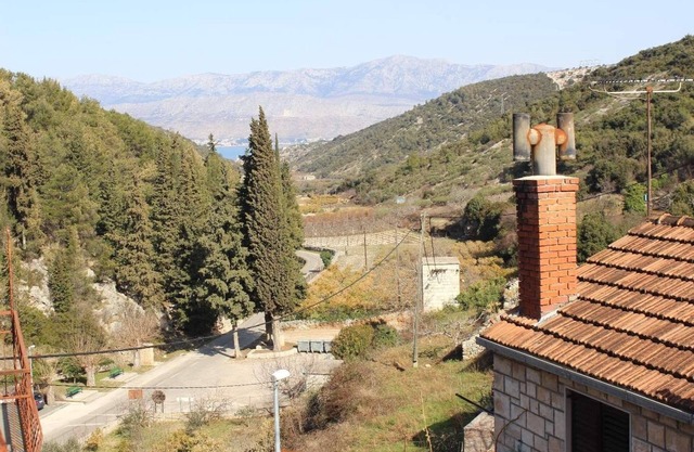 House Tončica (10843-K1) - Dol