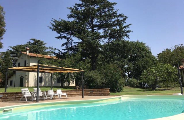 House/Villa - casale nel verde a nord di roma