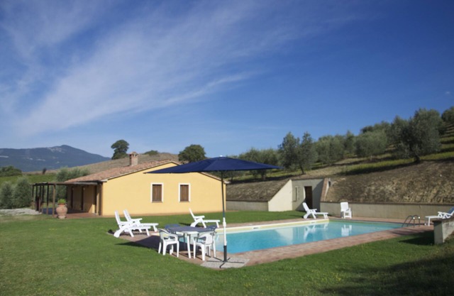 House/Villa - Cetona