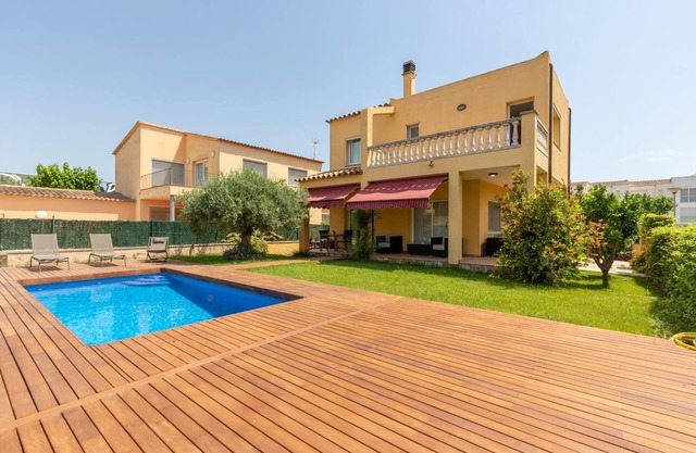 House Violant - Garden, pool, barbecue, corner office, wi-fi, garage