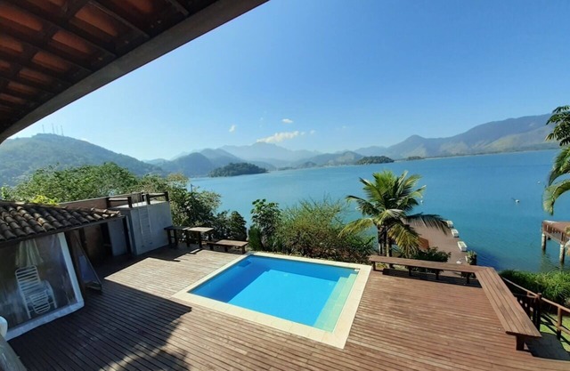 House with 5 bedrooms (4 suites) in Angra dos reis