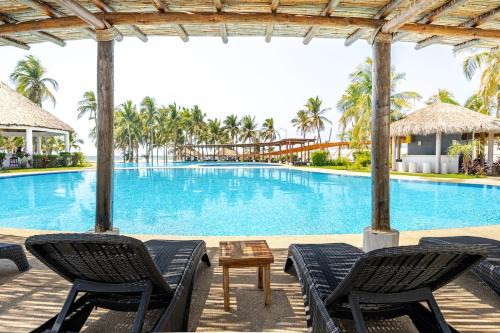 House with Beach Club and Swimming Pool Acapulco