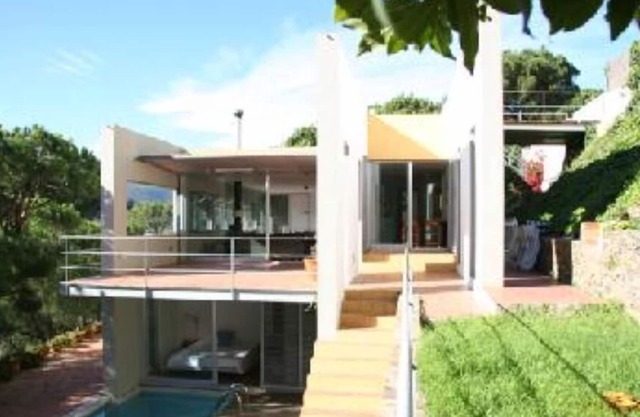 House with garden