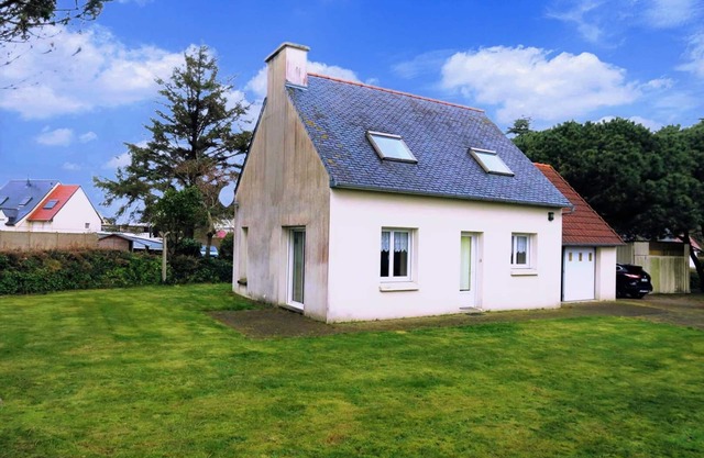 House with garden, wifi, 400m from the beach in Landrellec en PLEUMEUR-BODOU