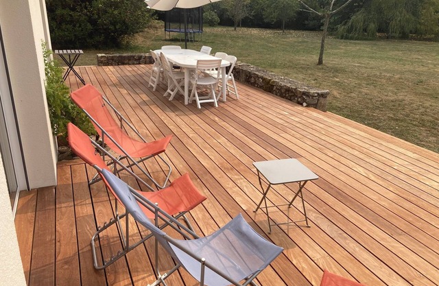 House with large peaceful garden. Beaches nearby. Near the Trinité-sur-Mer