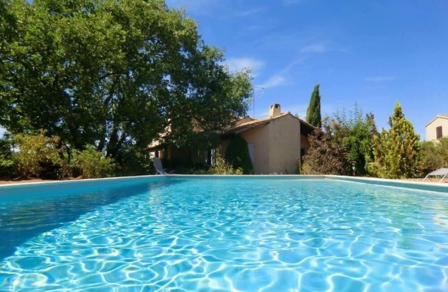 House with pool and garden of 1200 m²