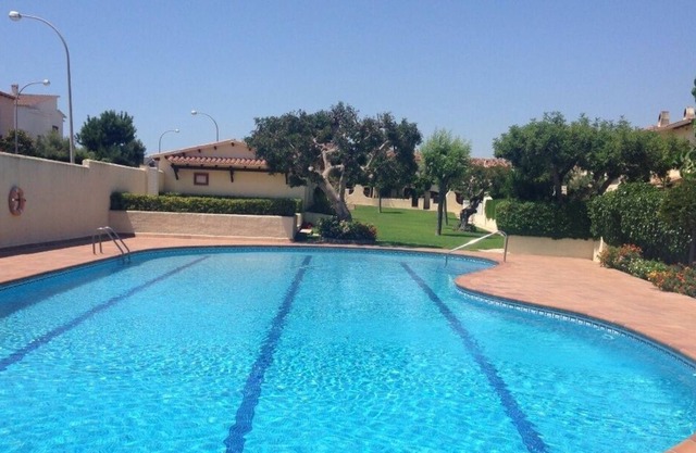House with pool / Garden / BBQ BEACH